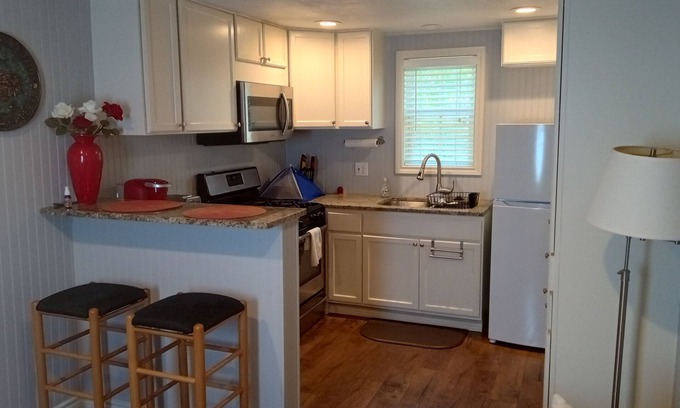 Sherman House | Charming Texoma 1-bedroom guesthouse in growing Sherman, Texas