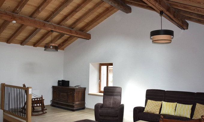 Pralognan-la-Vanoise Ski Chalet | Charming Village House in La Croix - Sleeps 10 - Near Pralognan-La-Vanoise