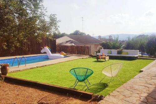 El Vendrell Villa | Charming Villa in El Vendrell + Pool