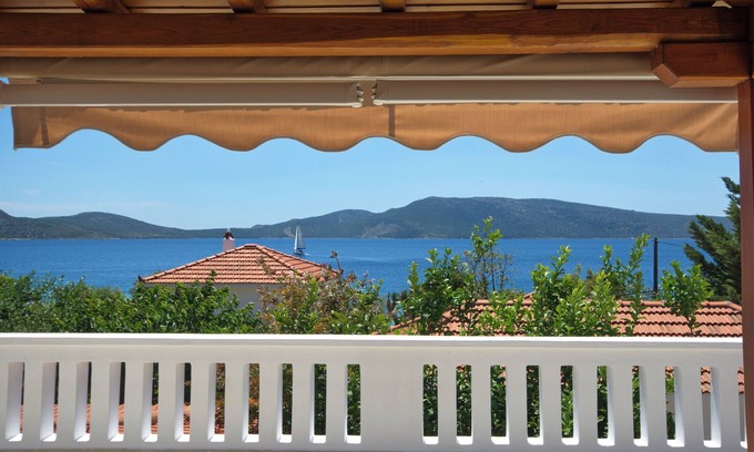 Nimfea Villa | Charming villa with 2 bedrooms and WiFi, AC in peaceful Alonissos
