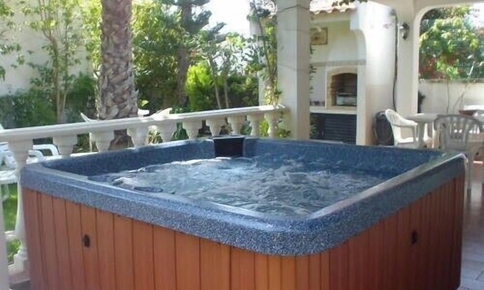 Conceicao e Cabanas de Tavira Villa | Charming Villa With Air conditioning, Private Jacuzzi, Near The Beach.