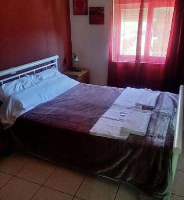 Saronikos House | Charming Village House Near Sea