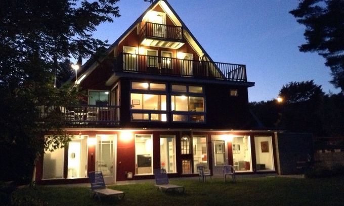 Campton Ski Chalet | Charming woodsy chalet