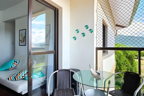 Barra da Lagoa Apartment | CHARMOSO seu apto a apenas 300 mts da rua mais turistica de ubatuba