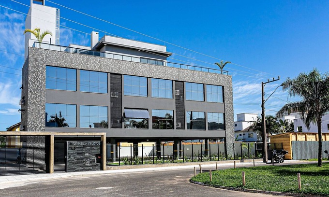 Ingleses Centro Apartment | Charmoso Studio p/Familias Prox a Praia Sti102