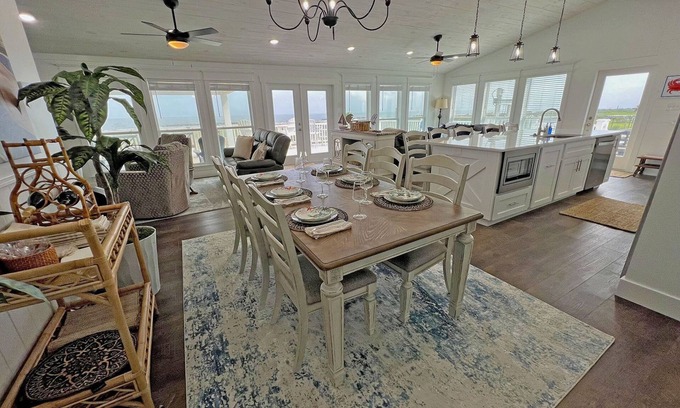 Grand Isle House | Chasin Tail - Beachfront - Island Realty