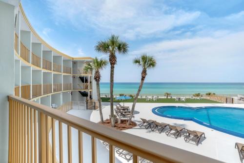 Panama City Beach Hotel | Chateau Beachfront Hotel, a By the Sea Resort