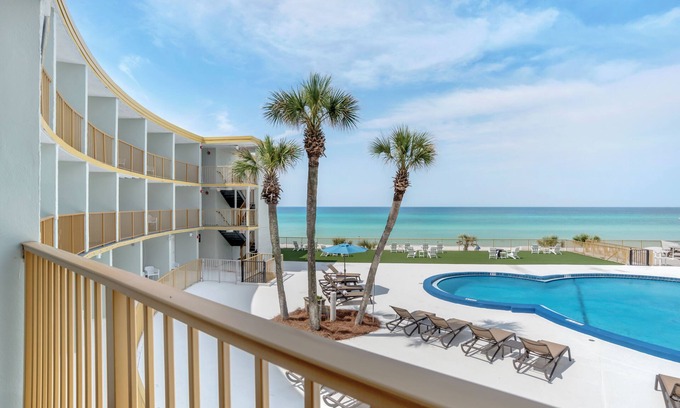 Panama City Beach Hotel | Chateau Beachfront Hotel, A By The Sea Resort