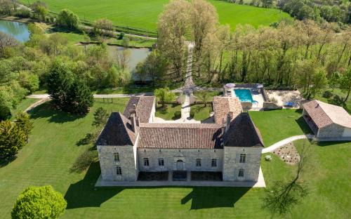 Monflanquin House | Chateau Secretary