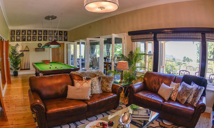 Katoomba House | Chatelaine - Art Deco luxury entwined with Hollywood Regency