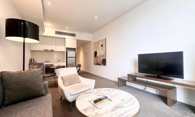 Chatswood CBD Apartment | Chatswood Walk to Train shopping