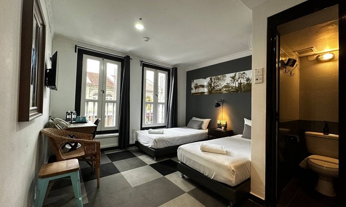 Farrer Park Hotel | Check-Inn at Little India