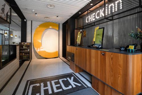 Zhongshan Hotel | CHECK inn Taipei Songjiang