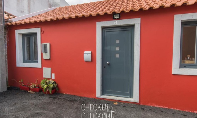 Banzao Apartment | CheckinCheckout - Colares Cozy House