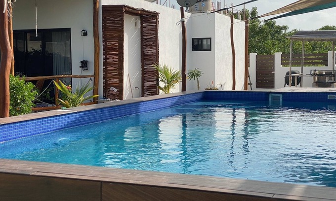 Downtown Holbox Villa | Cheerful 1 bedroom house w/pool and much more!