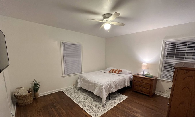 Shaker Heights House | Cheerful 2-bedroom residential home! 25 mins from downtown Cleveland
