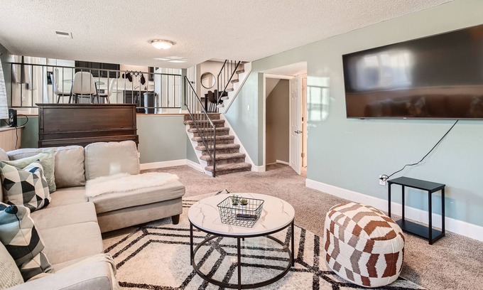 Woodmar House | Cheerful 4 Bed/2 Bath home in Littleton!