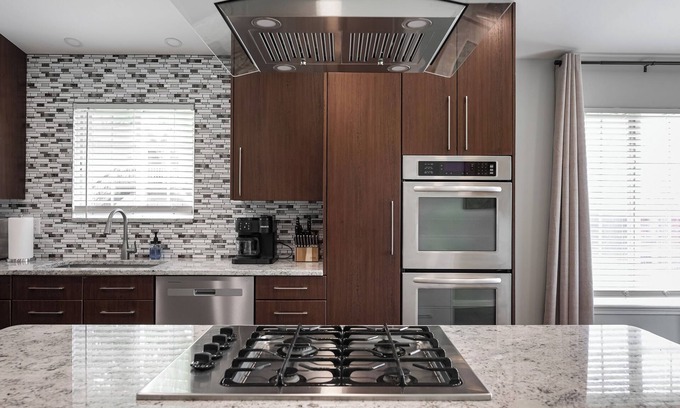 Lake Orion House | Chef's Kitchen, King Bed near GM Orion, Shops/Dining and Easy Access to Freeways