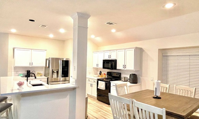 Southeast Arlington House | "Cherished home" is an open concept home, family/children friendly. Clean, comfy