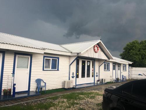Jasienow Hotel | Chernomorsky Mayak