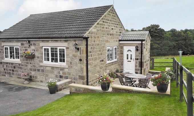 Ripley Cottage | Cherry Blossom Cottage