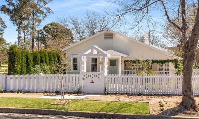 Bowral Cottage | Cherry Cottage Bowral