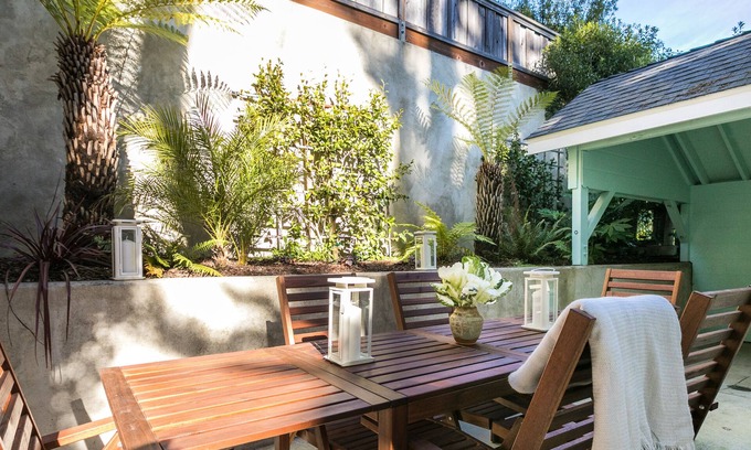 Capitola House | Cherry Cottage in Capitola