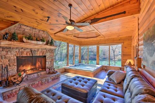 Blue Ridge House | Cherry Lake Lodge with Hot Tub, Fire Pit and Game Room
