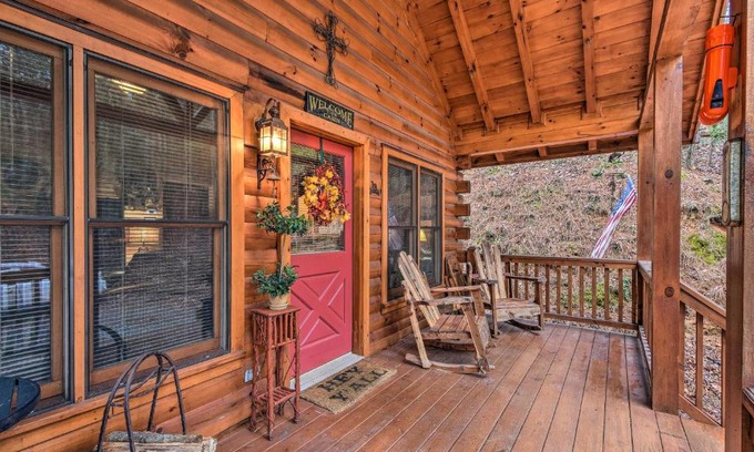 Cherry Log House | Cherry Log Cabin 10 Min to EllijayandBlue Ridge!