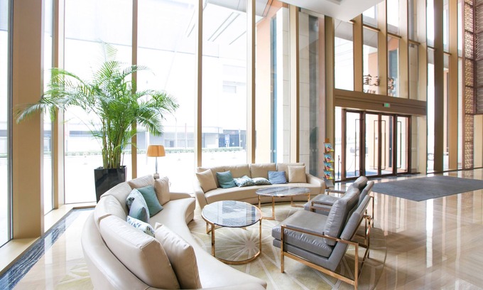 Shinan District Hotel | Cherry Residences May-Fourth Square