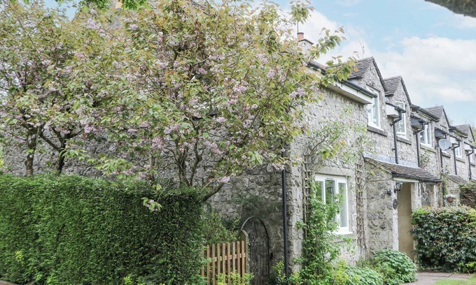 Newton Grange Cottage | Cherry Tree Cottage
