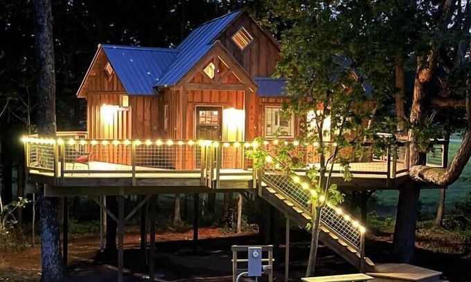 China Grove House | Cherry Treesort "Trevor's Layaway"