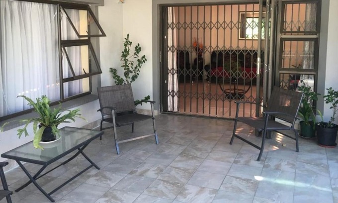 Greater Johannesburg Metropolitan Area House | Cheryl's Fortress