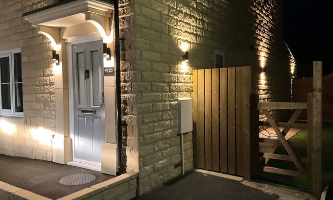 Buxton Cottage | Cheshire View