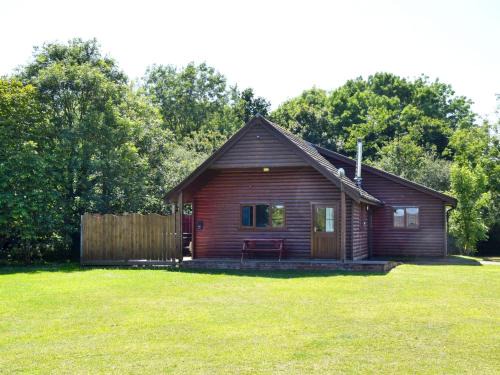 Fitling House | Chestnut 1