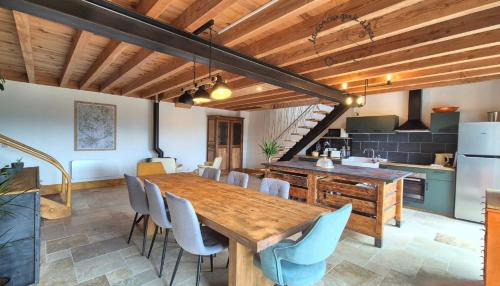 Olloix Apartment | Chez Bob - Grange de Charme