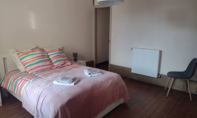Bourbonne-les-Bains Apartment | Chez Caroline, 1st floor apartment near the thermal baths