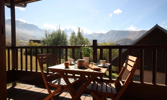Albiez-le-Vieux Apartment | Chez Charles 4/6 pers.