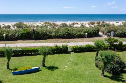 Le Couchant Apartment | Chez Fabienne - Superbe appartement avec vue sur la mer et parking