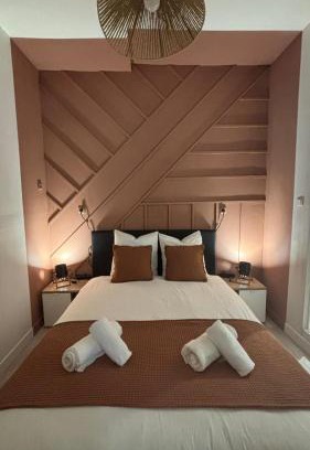 Villedaigne Apartment | Chez Mel et Garry