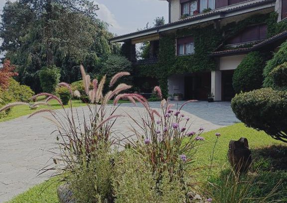 Lurate Caccivio Apartment | Chez Queen B&B - Lake Como