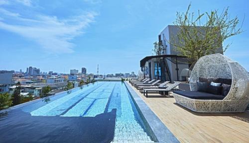Central Pattaya Hotel | Chezzotel Pattaya
