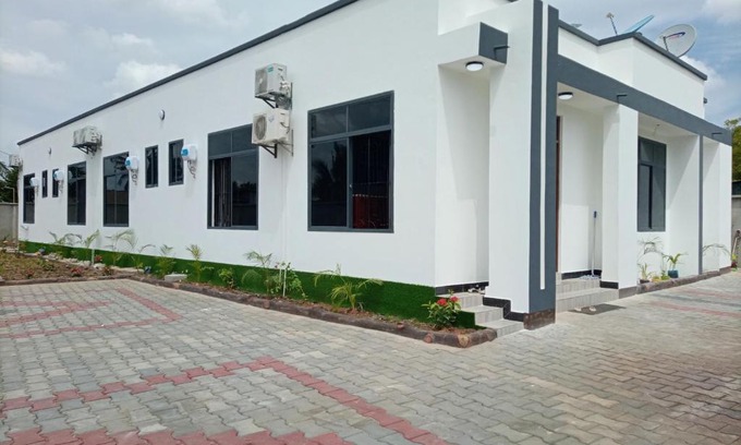 Dar es Salaam House | Chibuba Transit Lodge