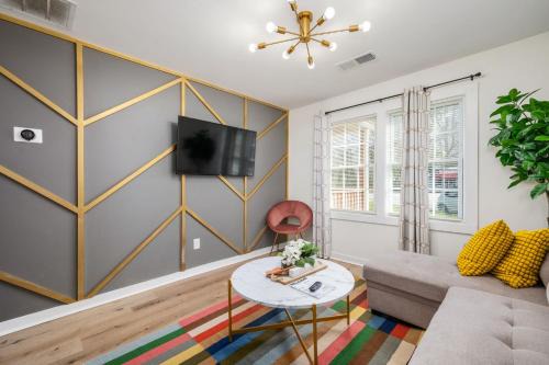 Sylvan Hills Apartment | Chic 1BD in Sylvan Hills Near Southside Beltline