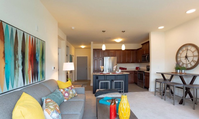Brookfield Apartment | Chic 2-bedroom apartment in cool Brookfield with WiFi, fitness room