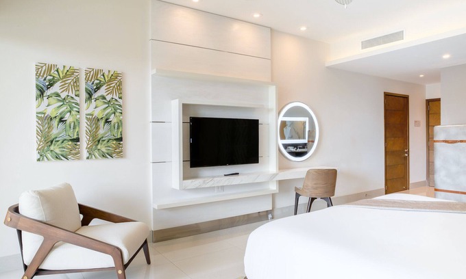 Puerto Juarez Apartment | Chic 2-bedroom hotel suites with WiFi, AC in lovely Cancun for up to 6 people