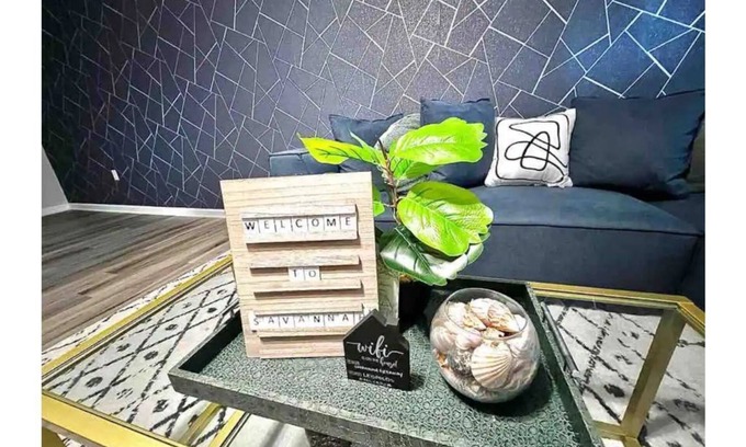 Midtown House | Chic 3BR Home w/King Beds | 12 MINS to Downtown!