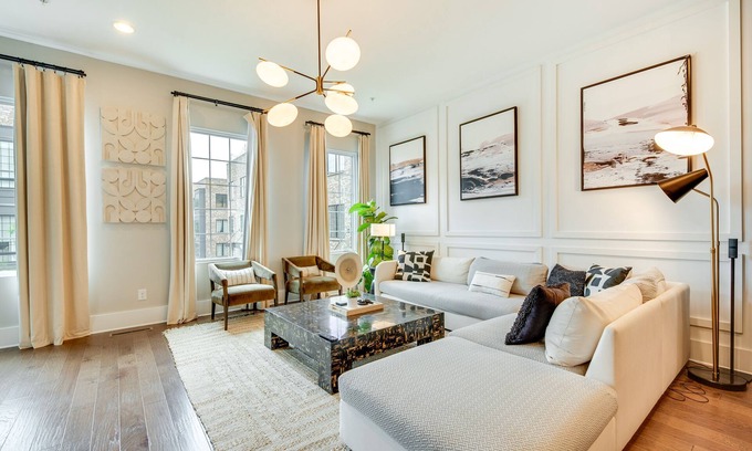 Castleberry Hill House | Chic Atlanta Vacation Rental ~ 1 Mi to Downtown!