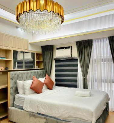Pinagsama Apartment | Chic BGC Stay - Hotel Vibes