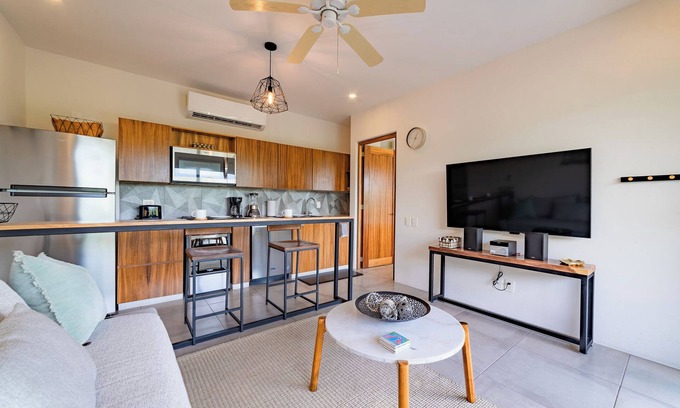 P Chahue Condo | Chic Central Living: 1-Bedroom Condo Rental in Prime Location
